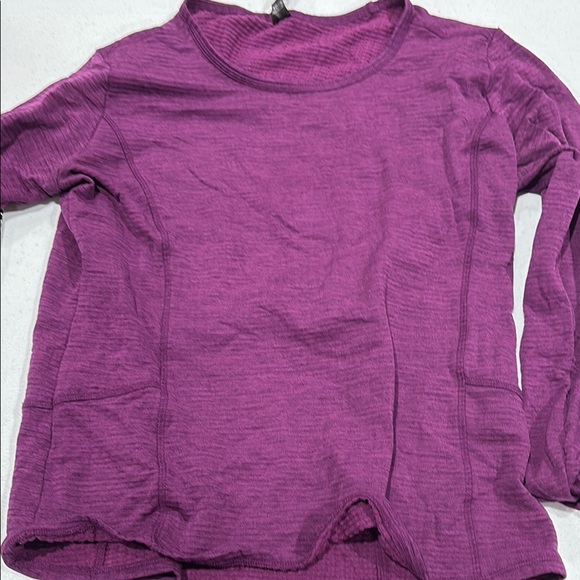 Elegant Black Dress with Intricate White Pattern - Picture 3 of 4